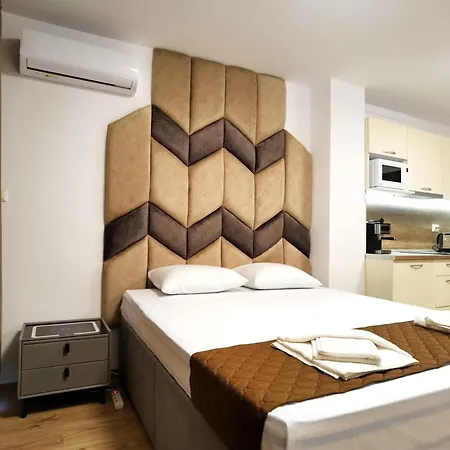 Апартаменти Cabacum Pleasure Beachfront - 50m To And Pool *